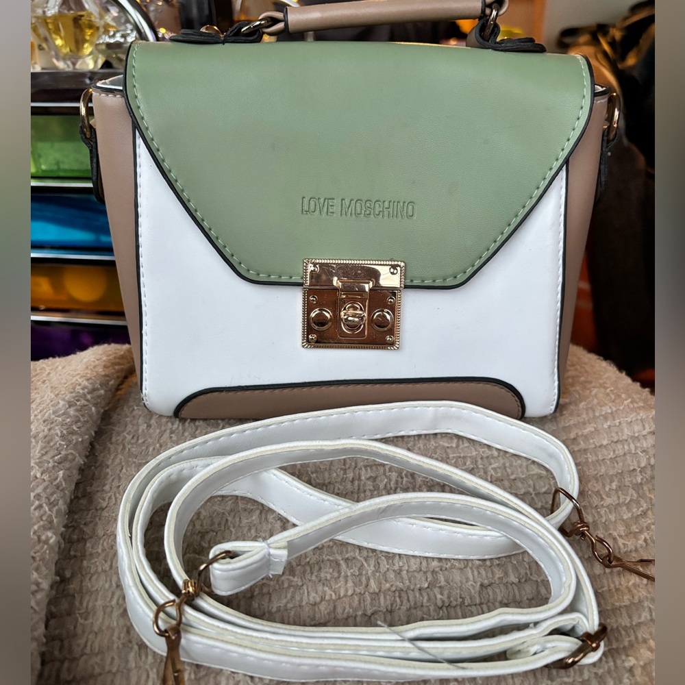 Love Moschino Faux Leather  Mint Green/White/Beige Crossbody Bag.  9"x7".  New.